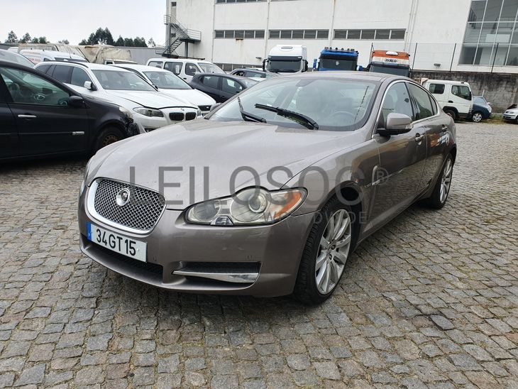 Jaguar XJ 2.7 · Ano 2008 