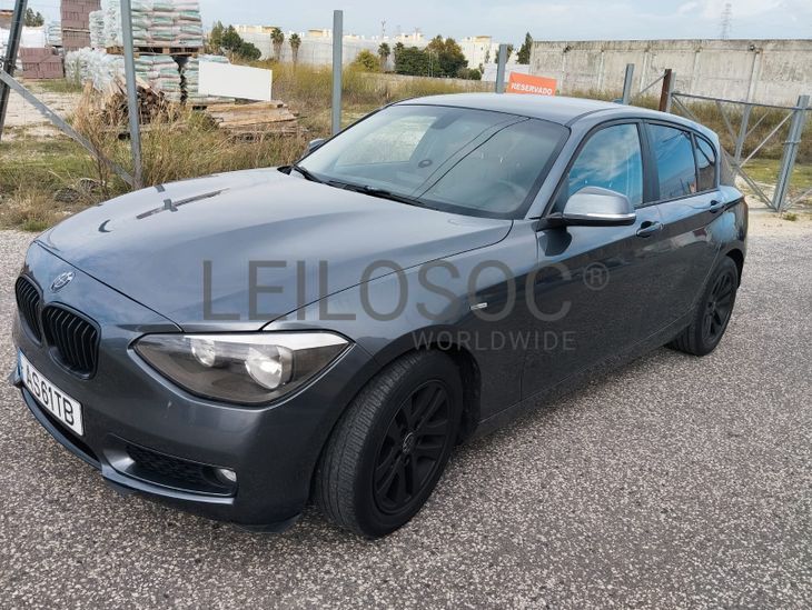 BMW 116 d · Ano 2014