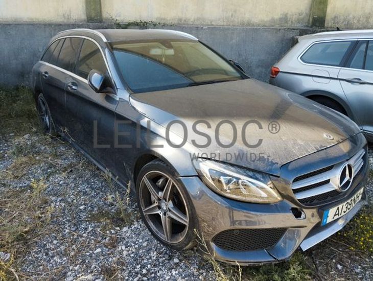 Mercedes-Benz C 200 · Ano 2015