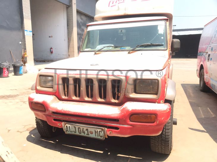 Tropitex07 - Quelimane - Lotes 31 a 33 - Veículos Ligeiros - Minibus 