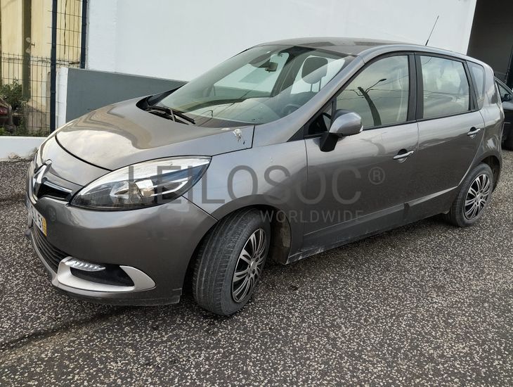 Renault Scénic · Ano 2013