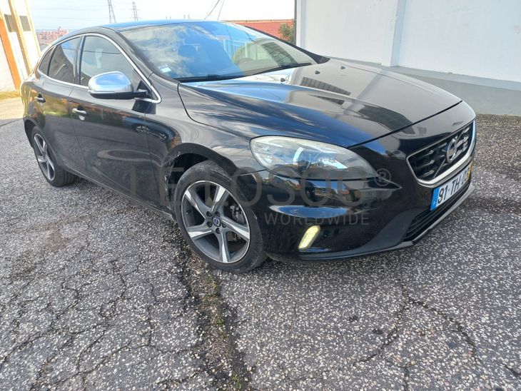 Volvo V40 · Ano 2013