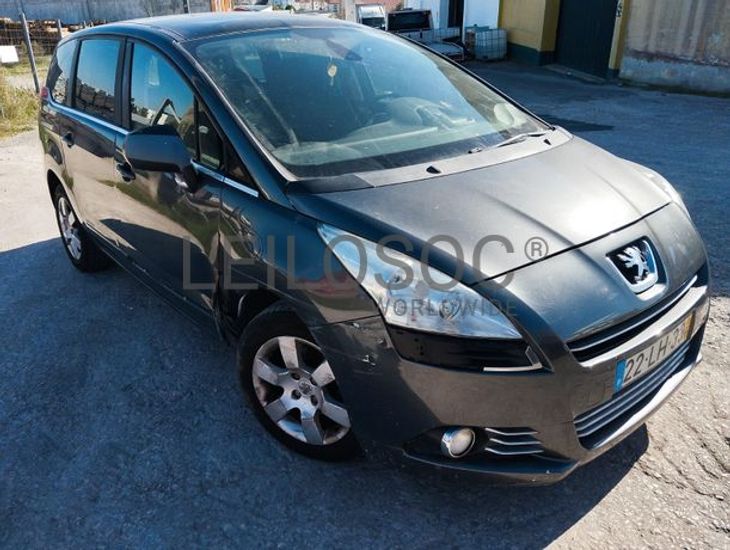 Peugeot 5008 · Ano 2011 · 7 Lugares