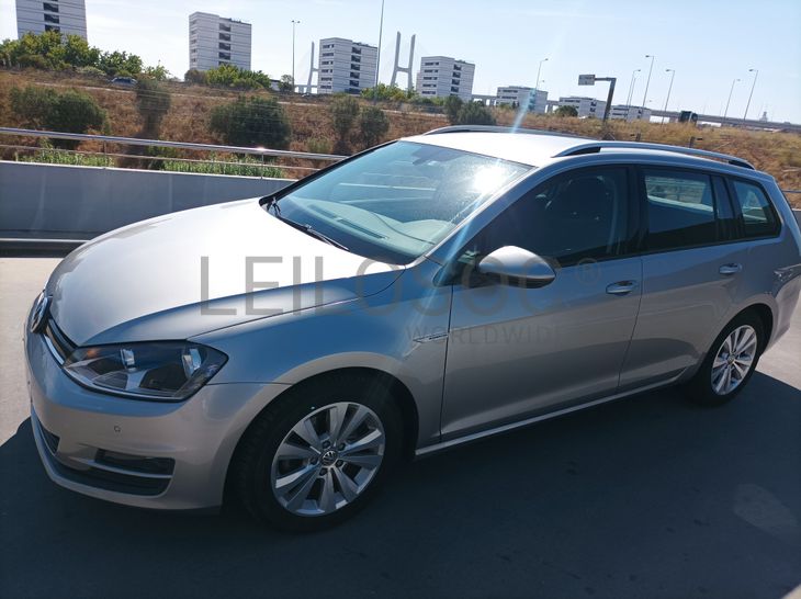 Volkswagen Golf Variant 1.6 TDI Bluemotion · 2015