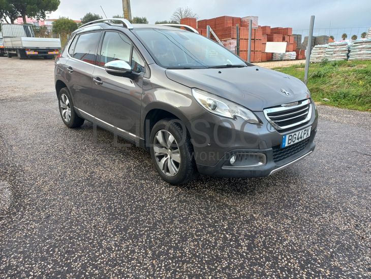 Peugeot 2008 · Ano 2016