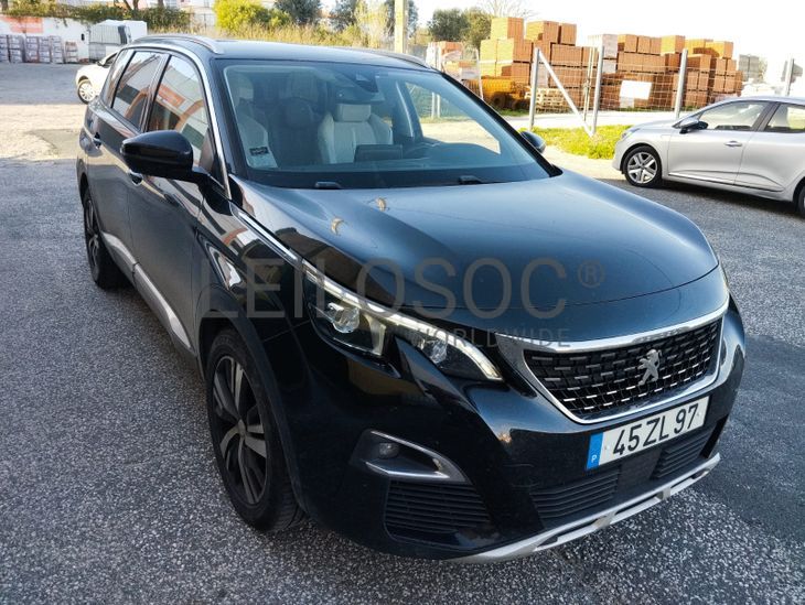 Peugeot 5008 · Ano 2017