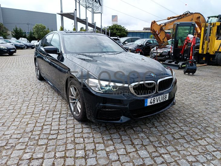 BMW 530E iPerformance Pack M · Ano 2018