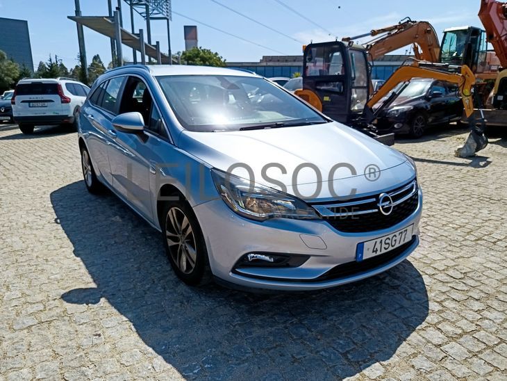Opel Astra · Ano 2016