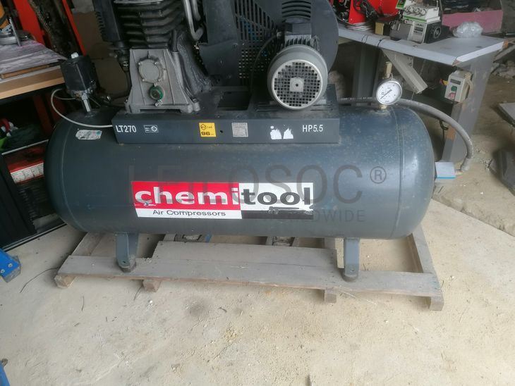 Porta Paletes · Máquina Soldar · Gerador · Compressor