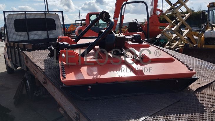 Encerramento de Atividade Simocerro · Dumpers · Pinças · Trituradores · Martelos · Capinadeiras  