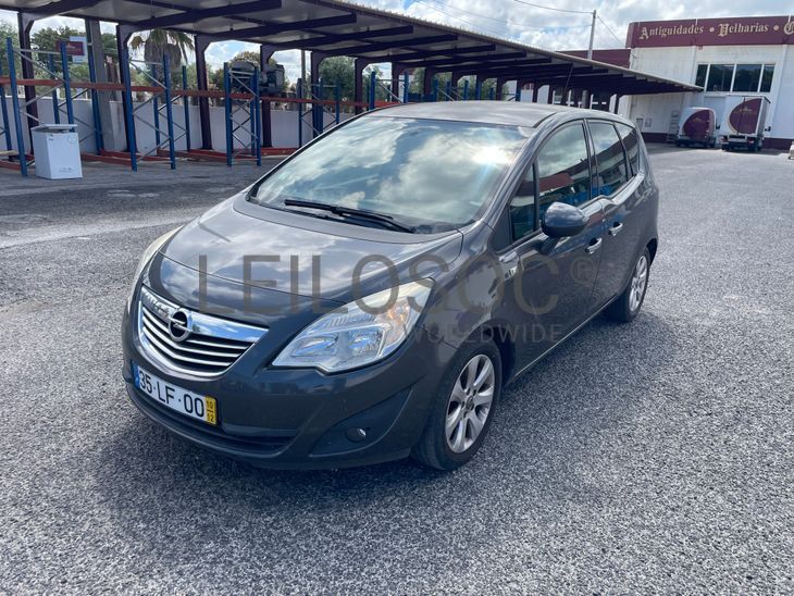 Opel Meriva · Ano 2010