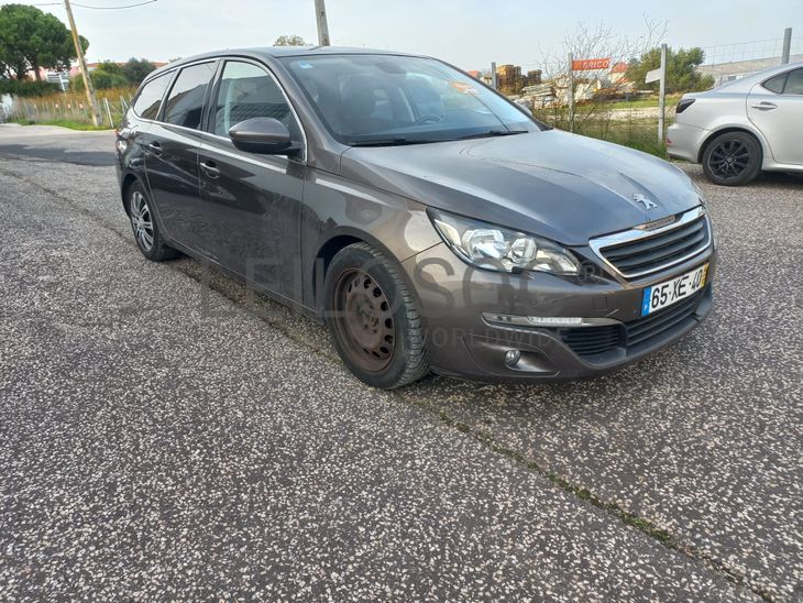 Peugeot 308 · Ano 2014