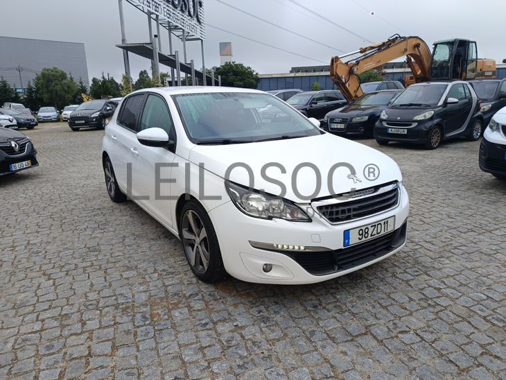 Peugeot 308 · Ano 2014