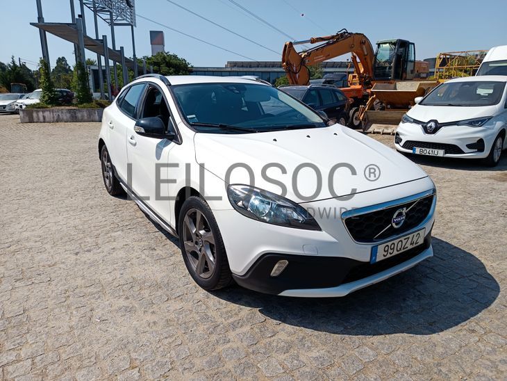 Volvo V40 D2 Cross Country · Ano 2016