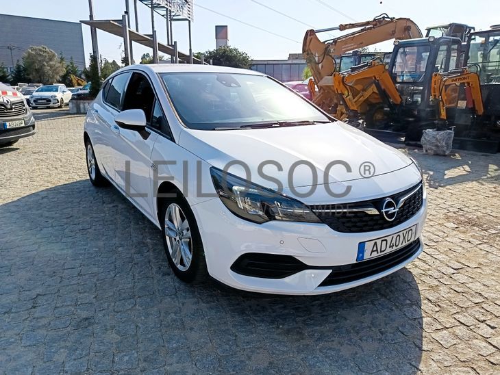 Opel Astra · Ano 2020