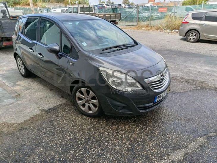 Opel Meriva · Ano 2010