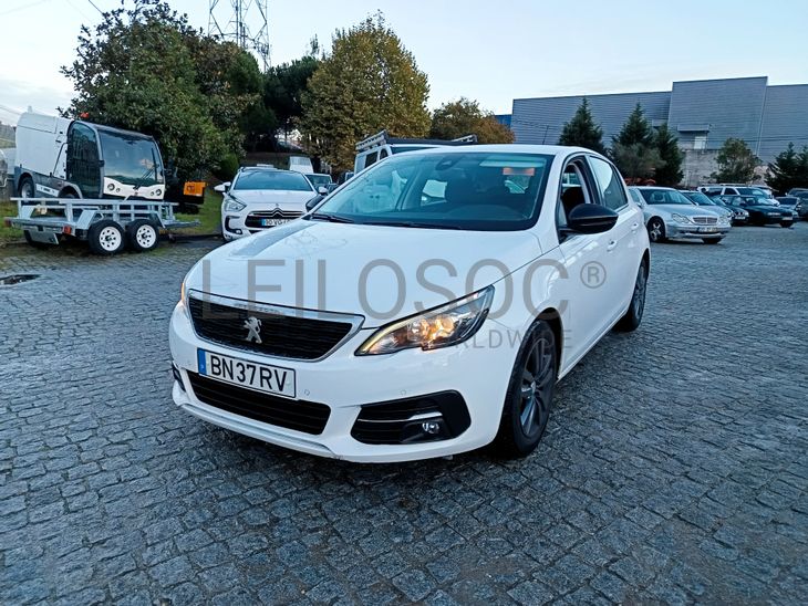Peugeot 308 1.5 BlueHdi · Ano 2020