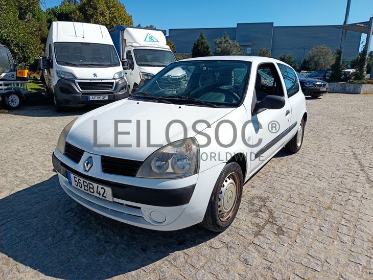 Renault Clio · Ano 2005