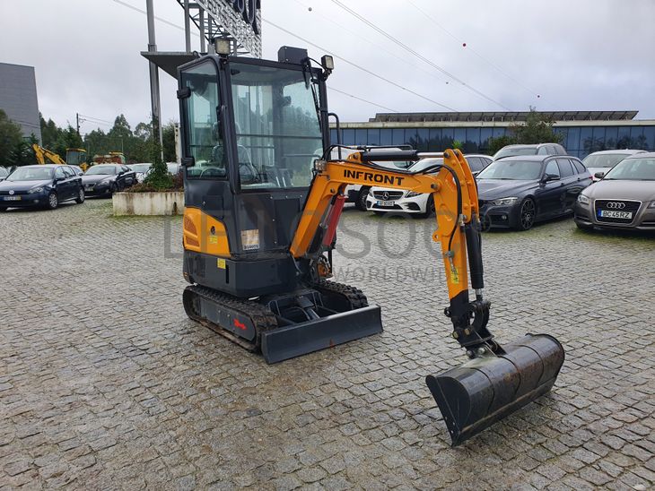 Mini Giratória Infront YFE16 · Ano 2022