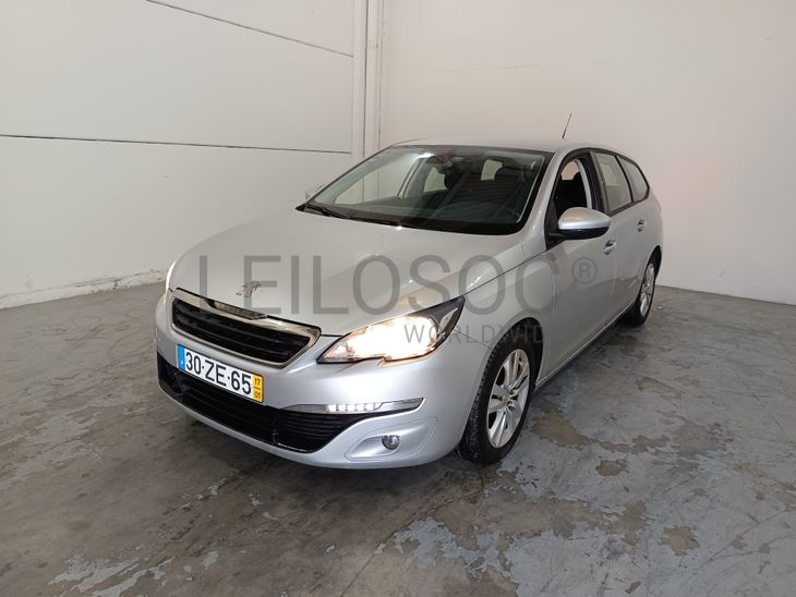 Peugeot 308 · Ano 2017