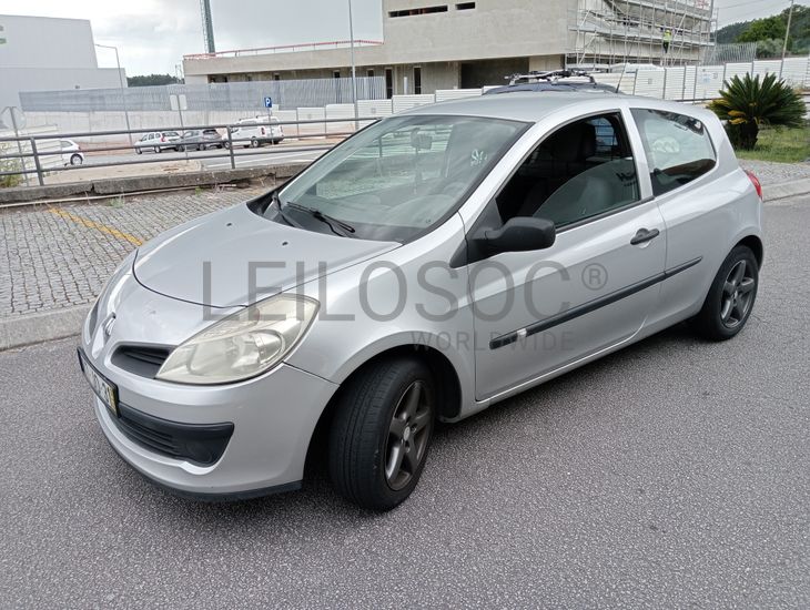 Renault Clio · Ano 2009