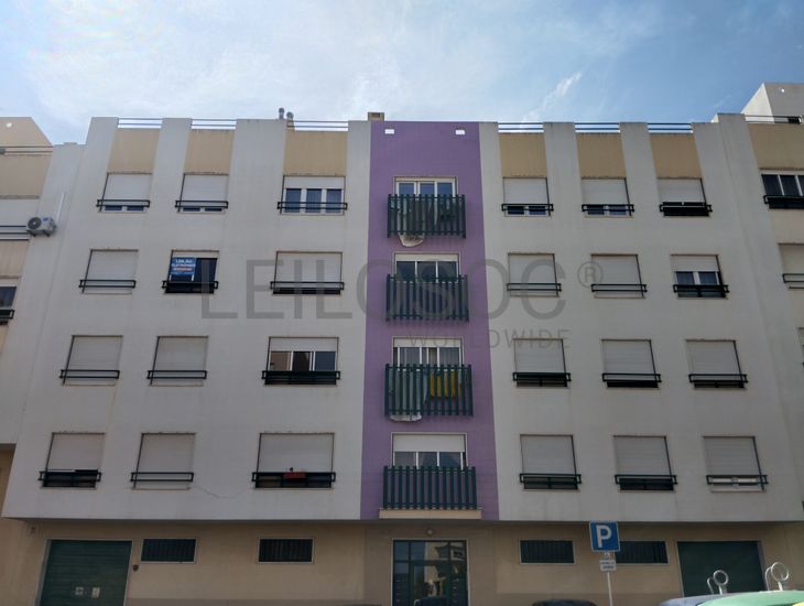 Apartamento T3 · Santa Iria de Azoia, Loures