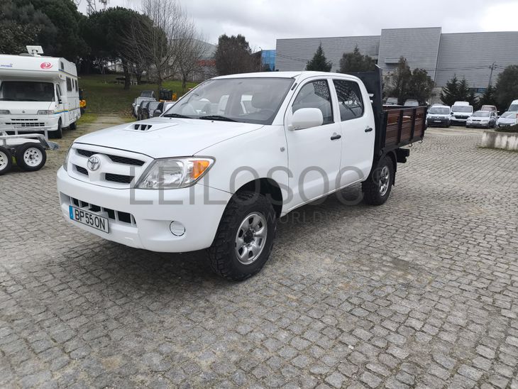 Toyota Hilux 2.5 d-4D · Ano 2008