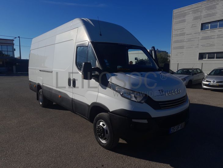 Iveco Daily · Ano 2018