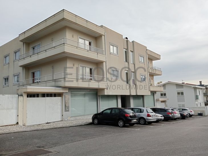 Proporção de ½ de Apartamento T3 · São João da Madeira