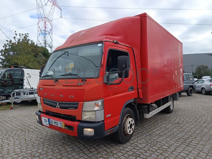 Mitsubishi Canter 7C18 · Ano 2012