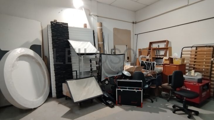 Equipamentos · Industriais, Apoio à Indústria, Informáticos e Fotográficos