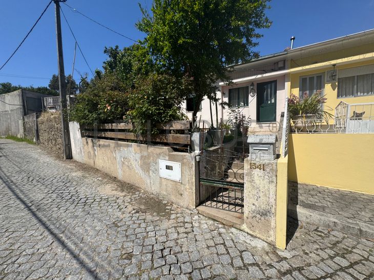 Moradia V2 · Avintes, Vila Nova de Gaia 