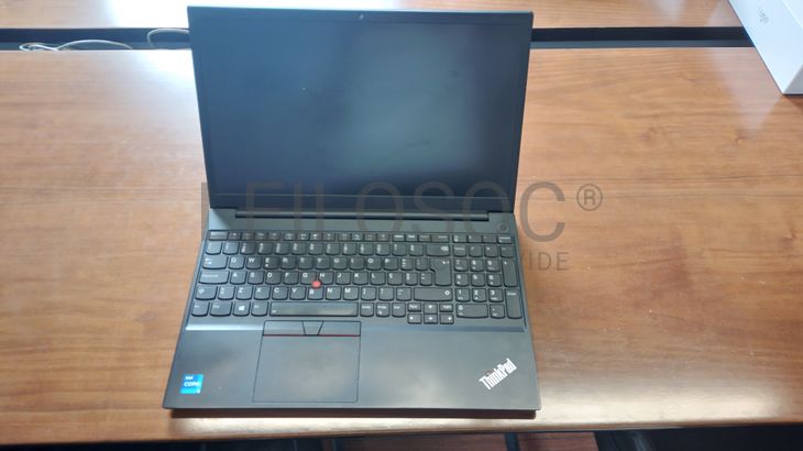 Portátil "Lenovo ThinkPad E15 Gen 2" 