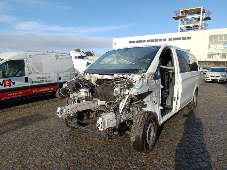 Mercedes-Benz Vito · Ano 2016