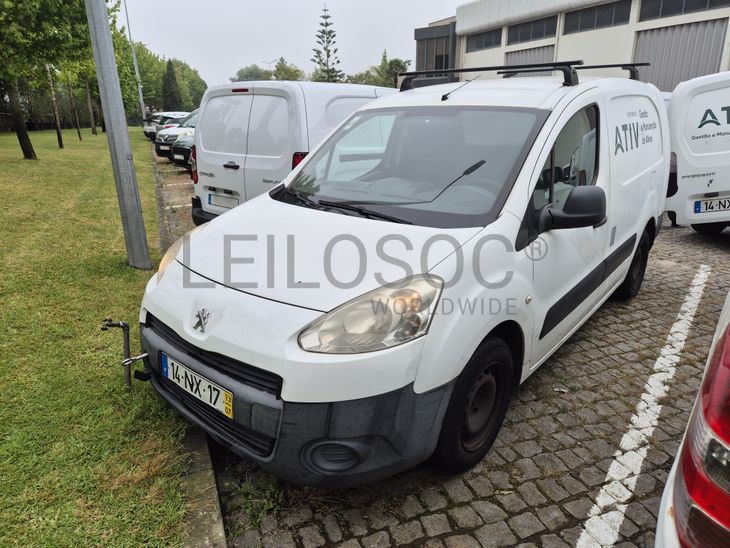 Peugeot Partner · Ano 2013