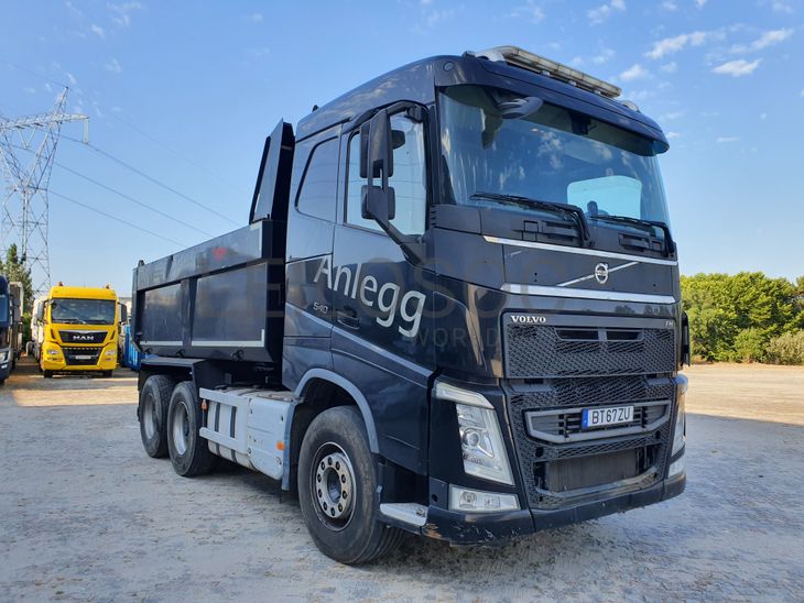 Volvo FH 6X4 · Ano 2014