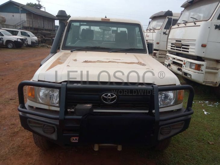 Toyota Landcruiser Hard Top HZJ76-DKMRS 2018