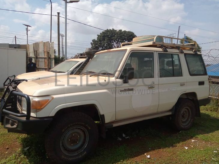 Toyota Landcruiser Hard Top HZJ76-DKMRS 2018