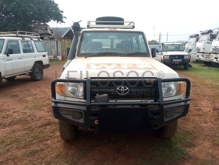 Toyota Landcruiser Hard Top HZJ76-DKMRS 2017