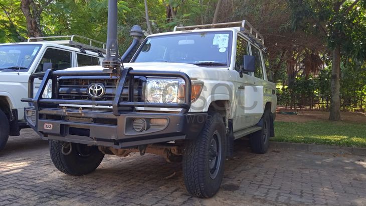Toyota/Land Cruiser - 2018