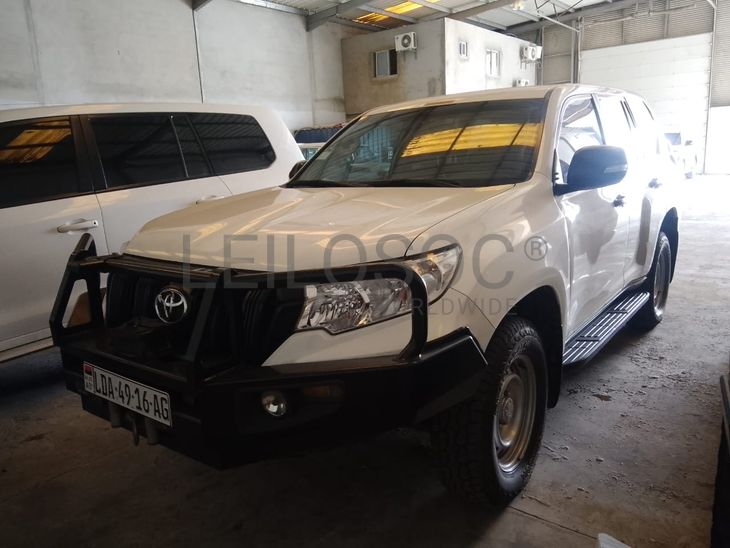 TOYOTA	PRADO 