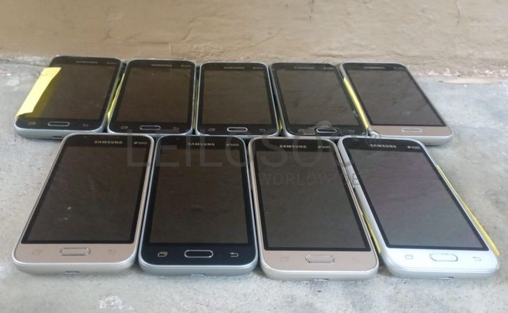 Telefones 