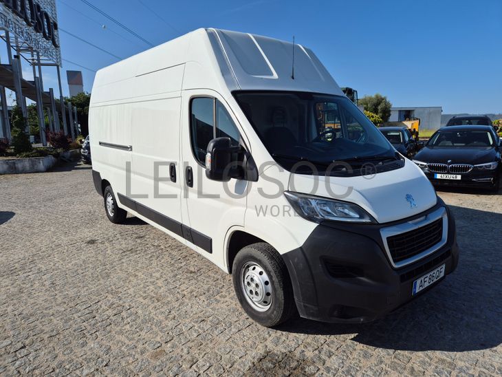 Peugeot Boxer · Ano 2021