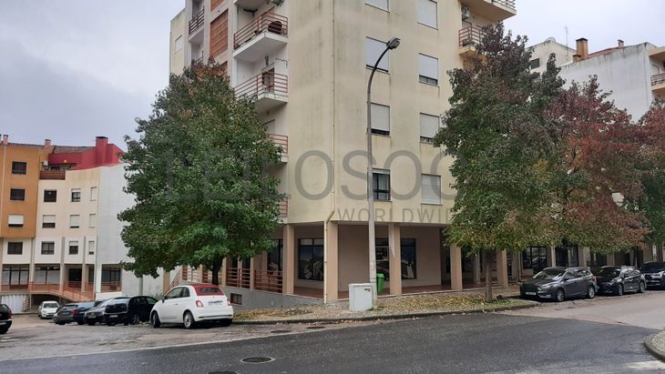 Lojas · Torres Novas, Santarém