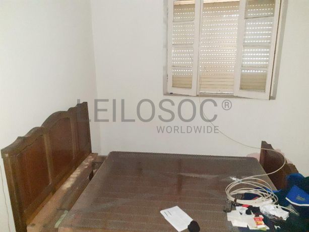 Moradia V3 + Anexos + Logradouro · Anadia