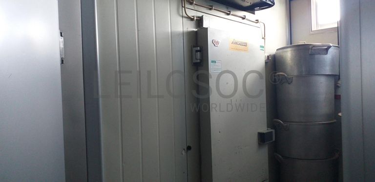 Câmaras de Frio  + Material Informático · Valença