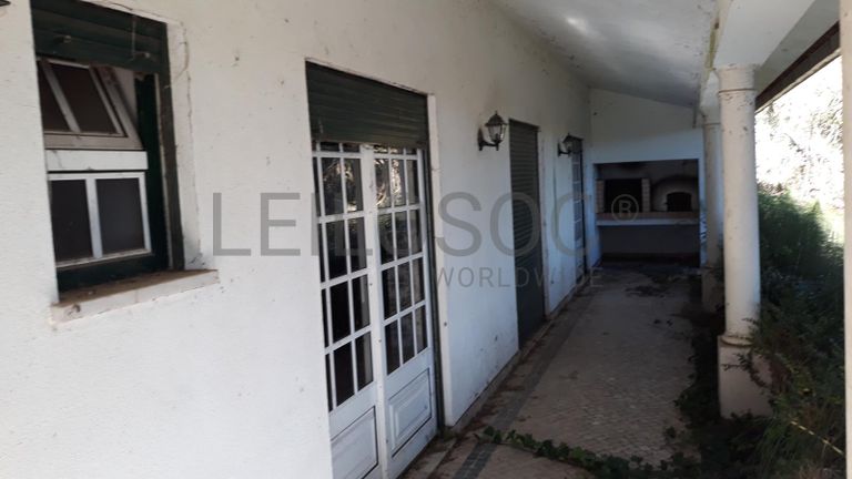 Moradia V4 · Ourém