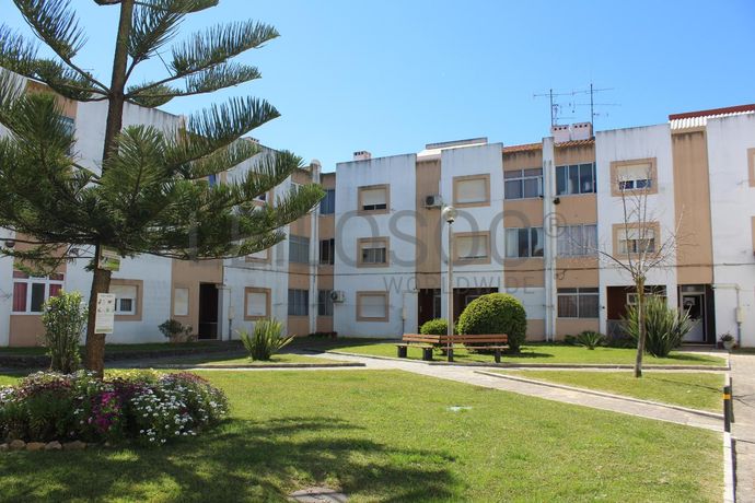 Direito de Superfície de Apartamento · Azeitão, Setúbal