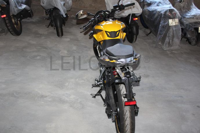 Bajaj Pulsar NS 200 FI ABS