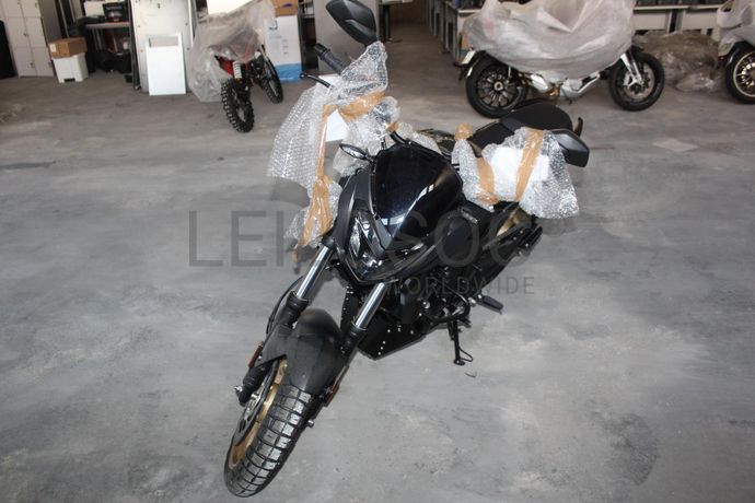 Bajaj Pulsar RS 200 FI ABS